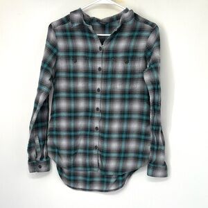 Eddie Bauer women’s small button down flannel shirt